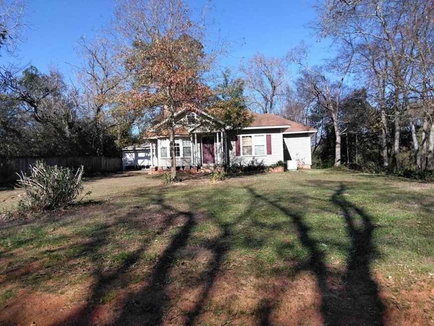 105 Tillman St, Lufkin, TX 75901 - photo 1