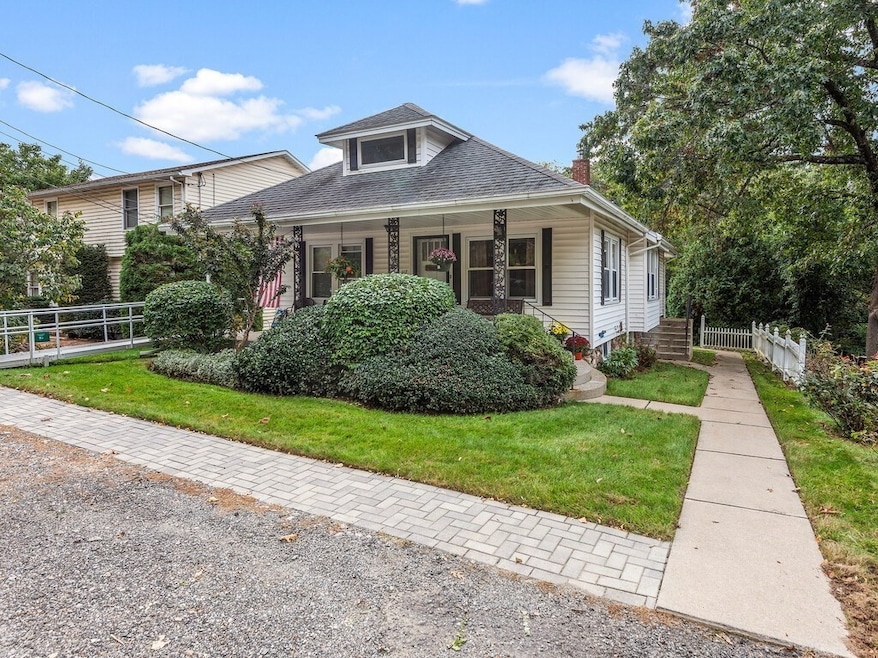 117 Wamsutta Ave, Worcester, MA 01602 - photo 1