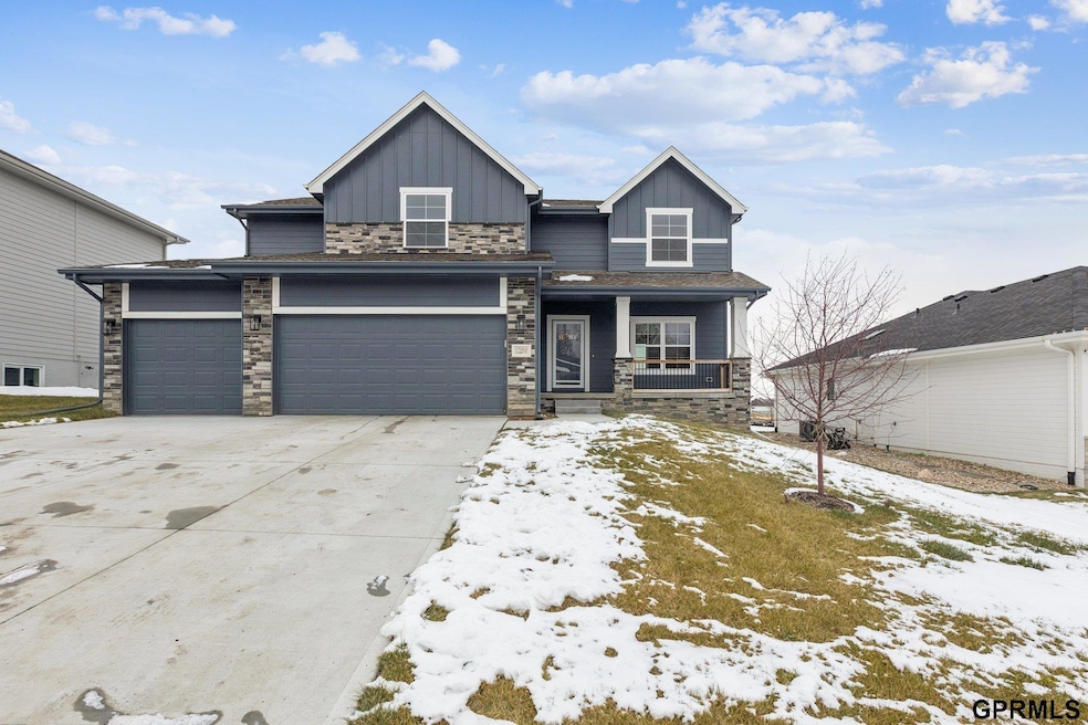 17012 Abigail St, Bennington, NE 68007 - photo 1