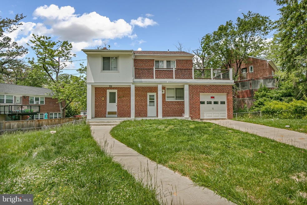 1202 Holton Ln, Takoma Park, MD 20912 - photo 1