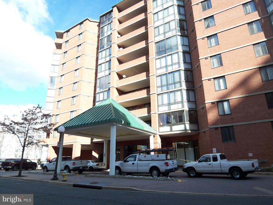 1001 Eastview at Ballston Metro unit 516, Arlington, VA 22201 - photo 1