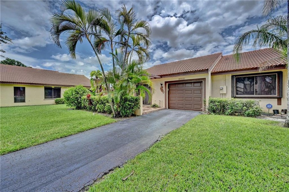 7148 Brookwood Blvd, Tamarac, FL 33321 - photo 1