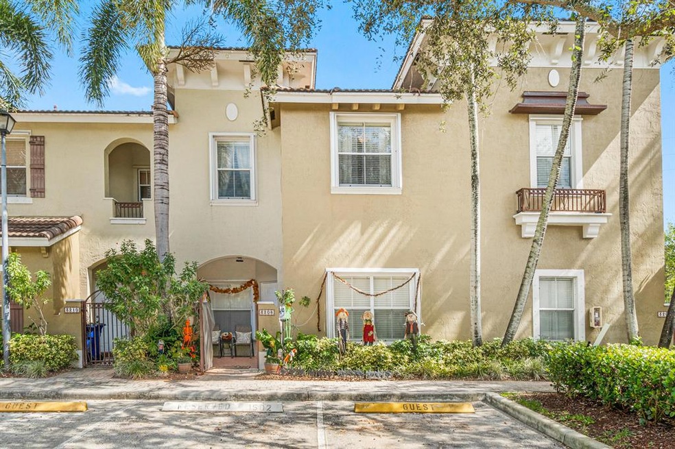 Sold $305,000 • Co-Listing Agent