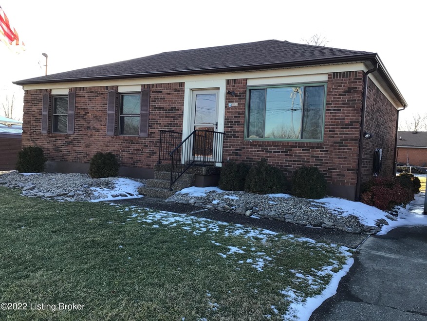 167 Emily Dr, Mount Washington, KY 40047 - photo 1