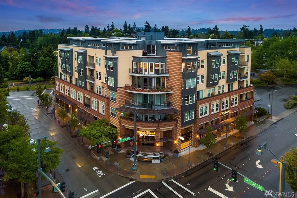 7800 SE 27th St unit 205, Mercer Island, WA 98040 - photo 1