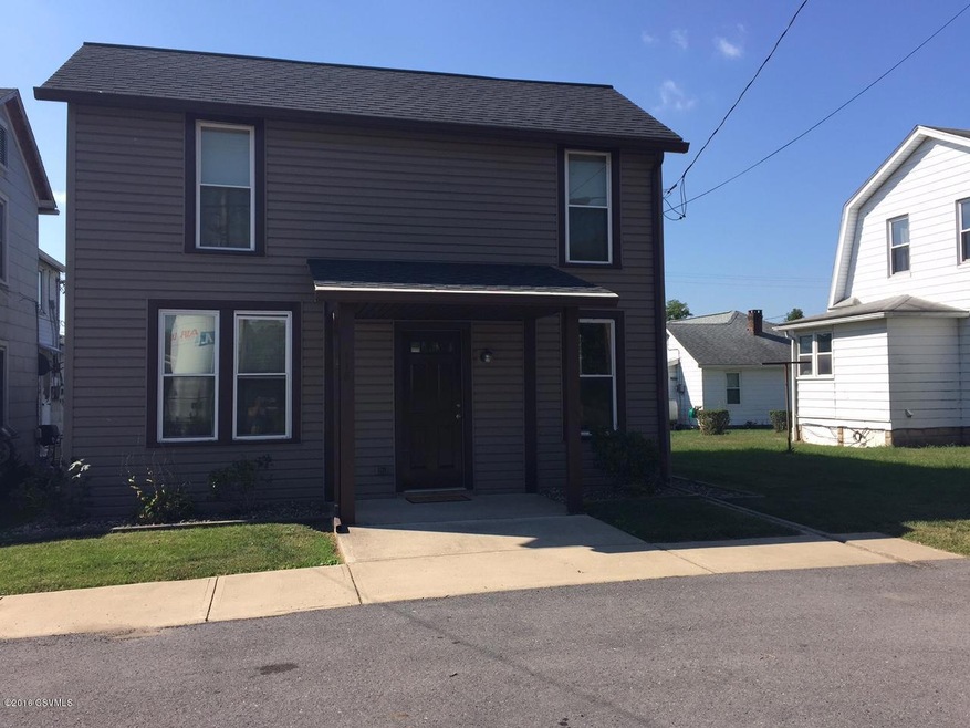 118 Center St, Montandon, PA 17850 - photo 1