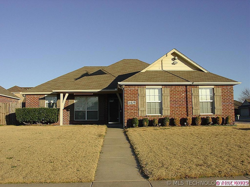 14619 S Maple Place, Glenpool, OK 74033 - photo 1