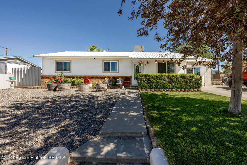 3400 Highland View Dr, Farmington, NM 87402 - photo 1