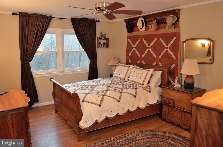 6532 Bay Tree Ct, Falls Church, VA 22041 - photo 1