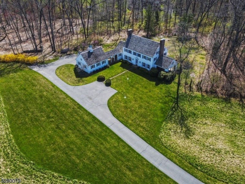 Sold $2,515,000 • Co-Listing Agent