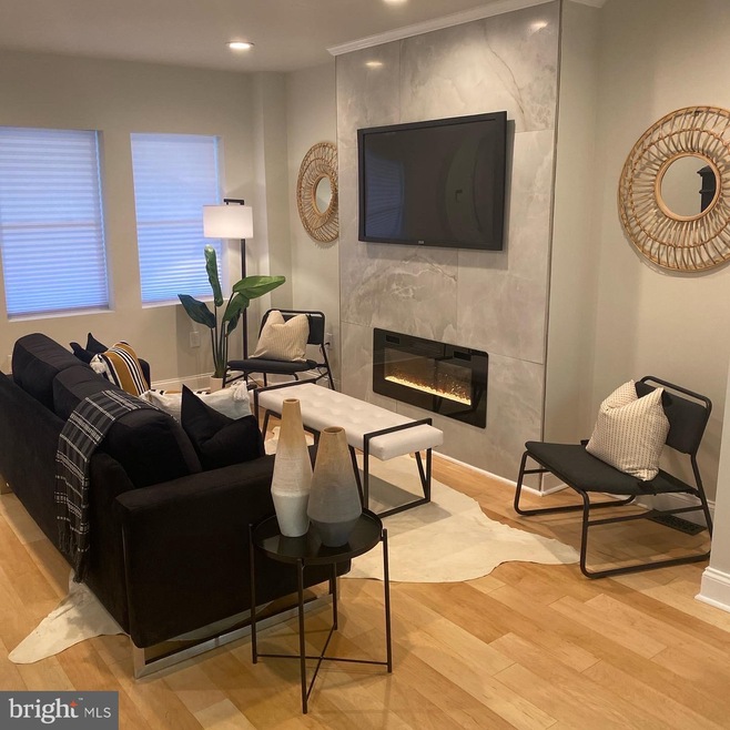 5416 Narcissus Ave, Baltimore, MD 21215 - photo 1