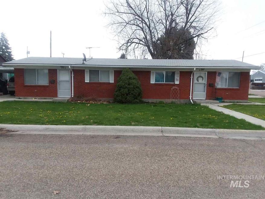 220 & 224 Almond St, Nampa, ID 83686 - photo 1