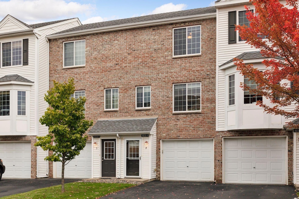 4818 Education Dr N unit 4, Hugo, MN 55038 - photo 1