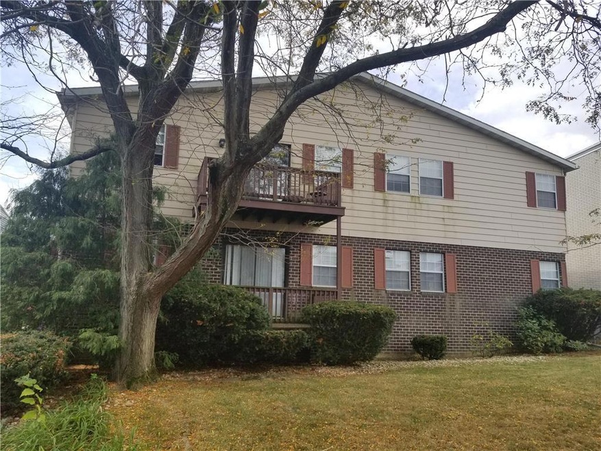 442 S 18th St unit 1, Allentown, PA 18104 - photo 1