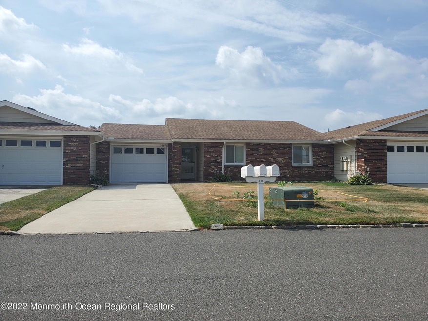 225B Branch Rd, Monroe Township, NJ 08831 - photo 1