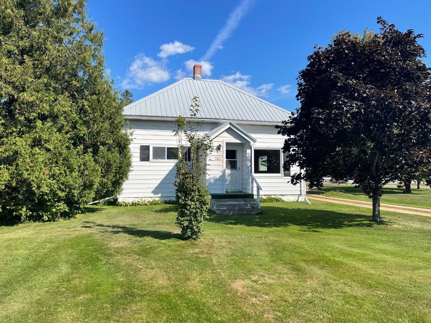839 S Superior St, Antigo, WI 54409 - photo 1