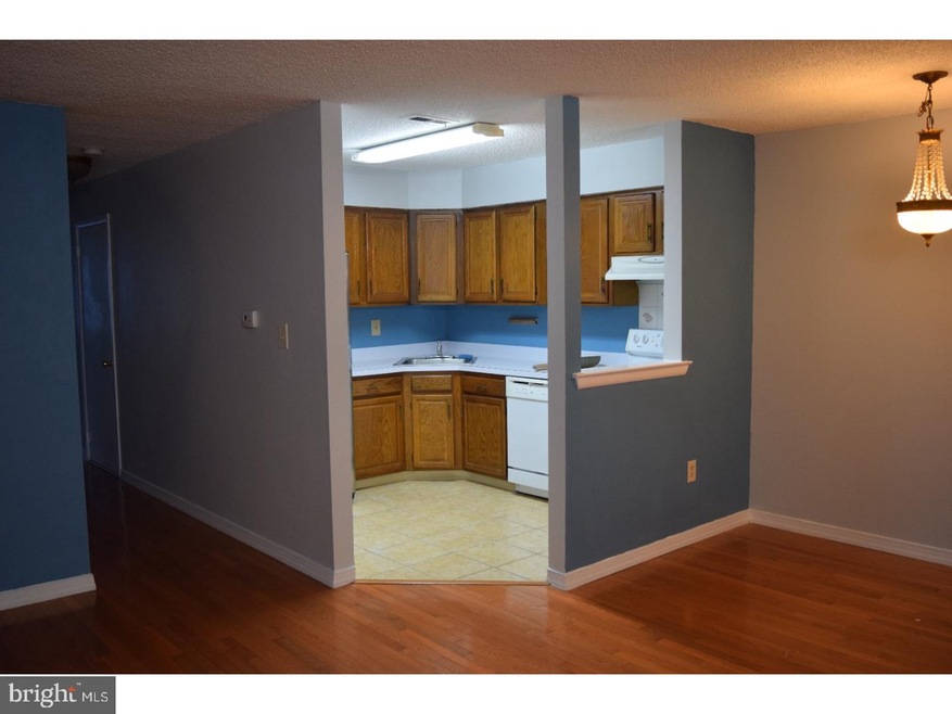 7207 Tamarron Dr unit 7207, Plainsboro, NJ 08536 - photo 1