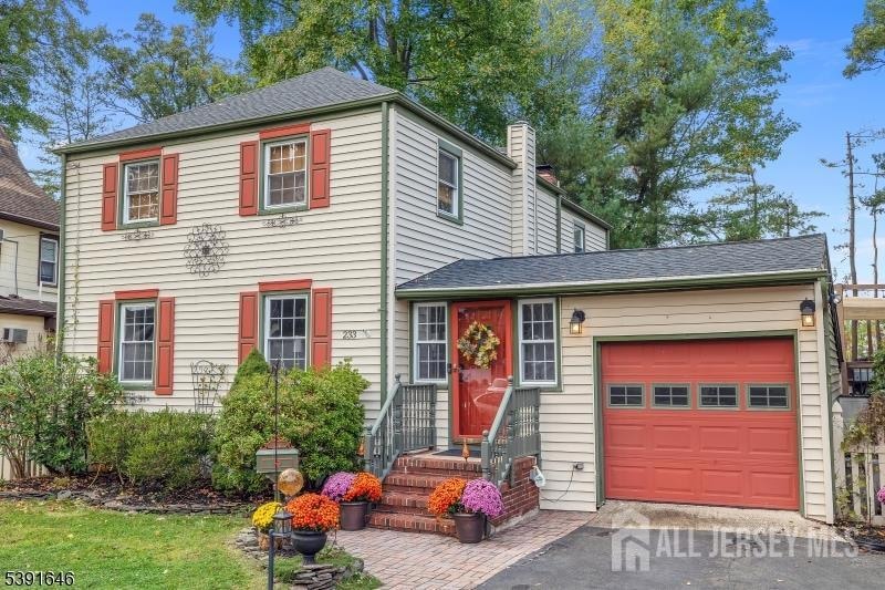 233 Maple Ave, Dunellen, NJ 08812 - photo 1