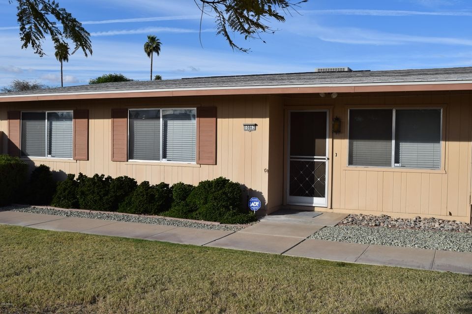 10862 W Santa fe Dr, Sun City, AZ 85351 - photo 1