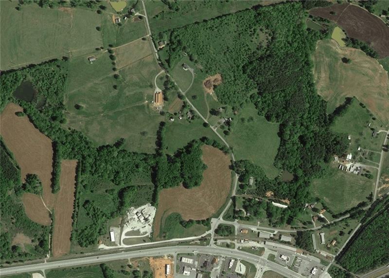 833 Pleasant Hill Rd, Martin, GA 30557 - photo 1