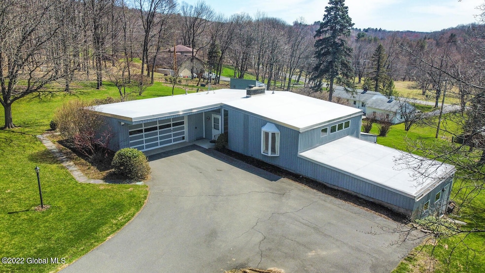 14 Scott Dr, Troy, NY 12180 - photo 1