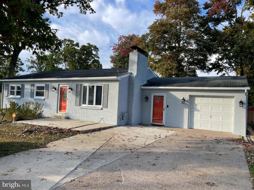 824 W Somerdale Rd, Somerdale, NJ 08083 - photo 1