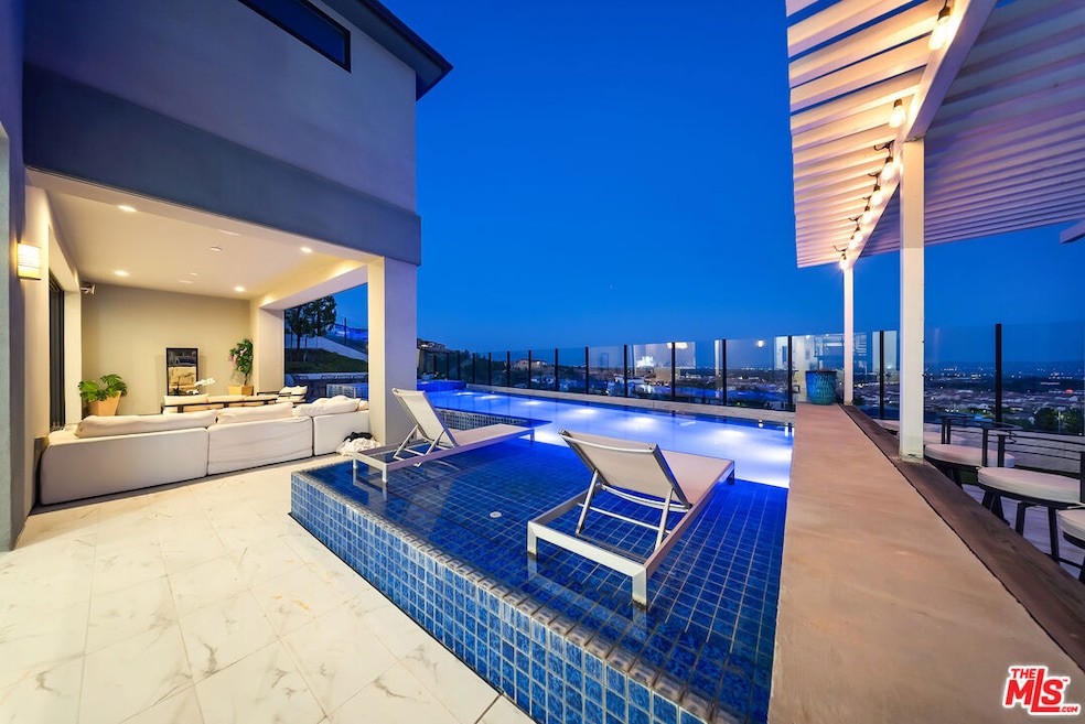 20422 W Birmingham Way, Los Angeles, CA 91326 - photo 1