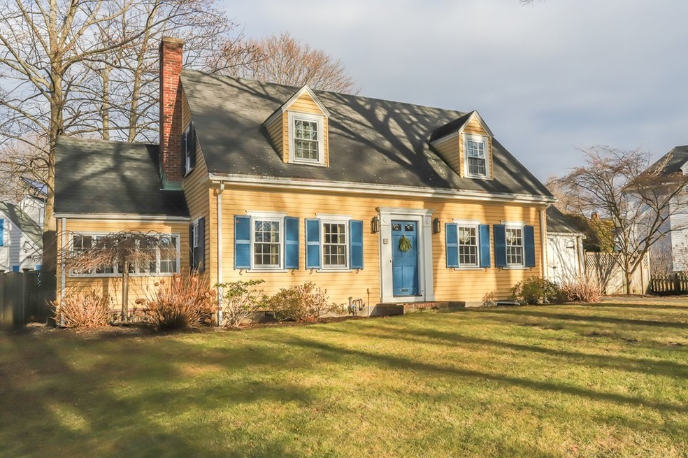 5 Rainbow Rd, Marblehead, MA 01945 - photo 1