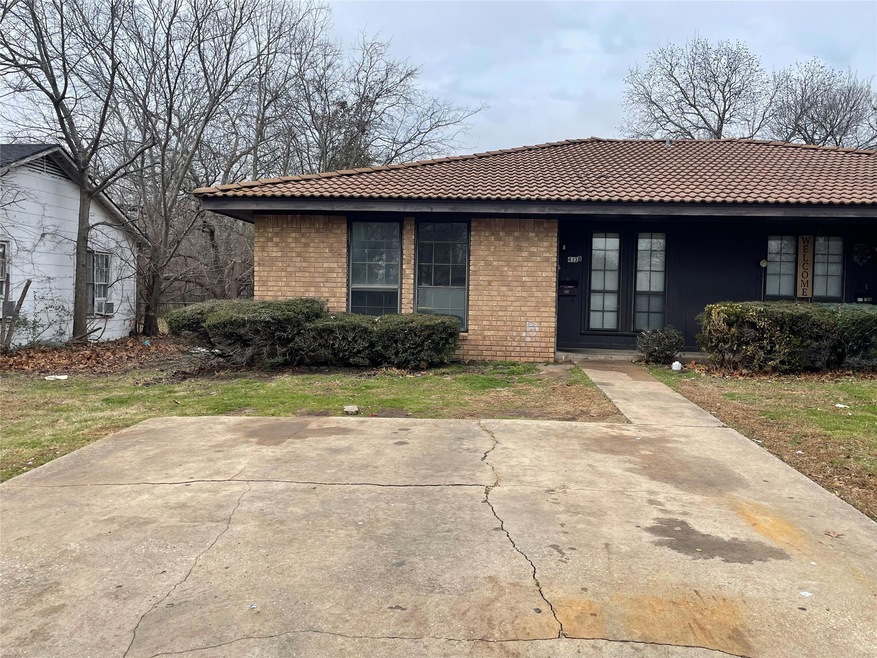 413 W Pelton St unit B, Sherman, TX 75092 - photo 1