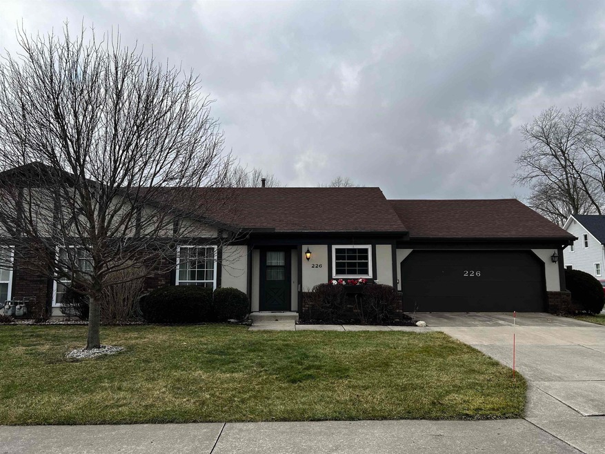 226 S Baxter St, Auburn, IN 46706 - photo 1