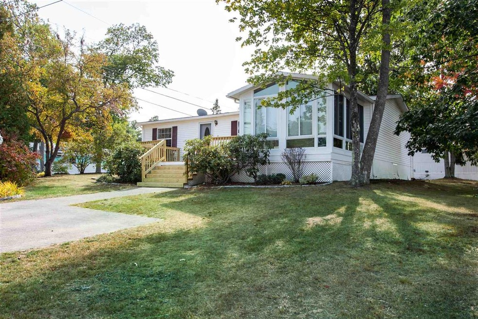 4 Clearview Dr, Rochester, NH 03867 - photo 1