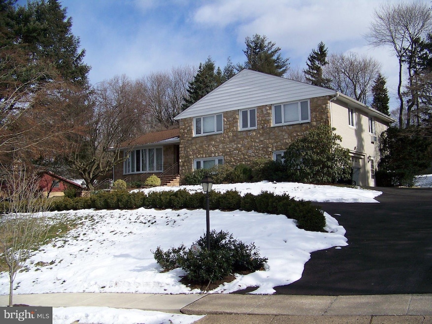 1401 Redwood Ln, Wyncote, PA 19095 - photo 1