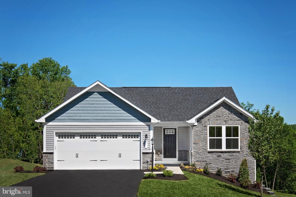 513 Perspective Place, Hedgesville, WV 25427 - photo 1