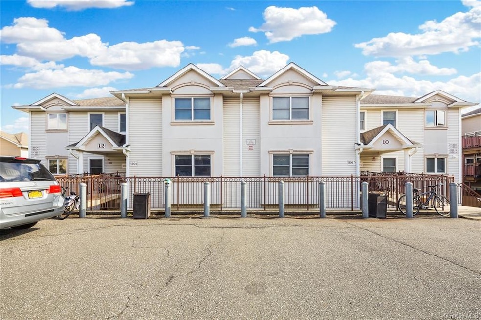 12 Wiener Dr unit 301, Monsey, NY 10952 - photo 1