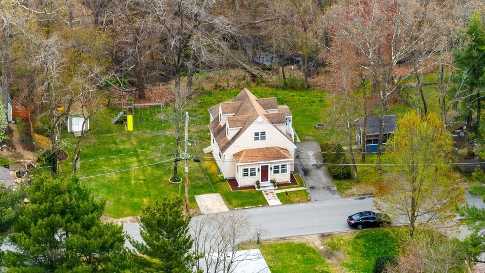 8 Cunningham St, Wilmington, MA 01887 - photo 1