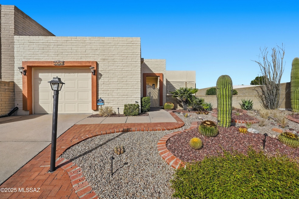 2750 S Calle Morena, Green Valley, AZ 85622 - photo 1