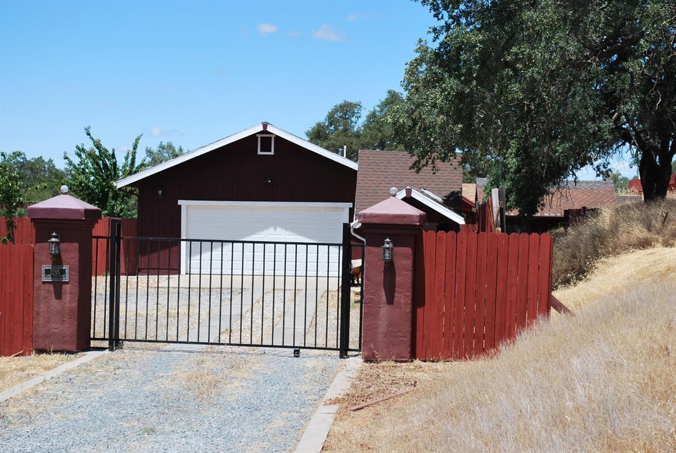 1295 Large Oak Dr, Placerville, CA 95667 - photo 1