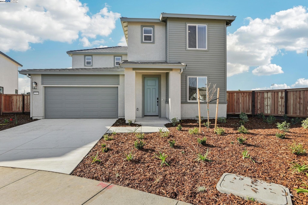 2311 Admiral Ct, Brentwood, CA 94513 - photo 1