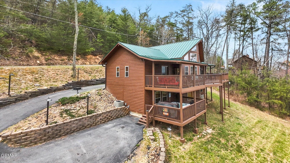 4179 Ole Smoky Way