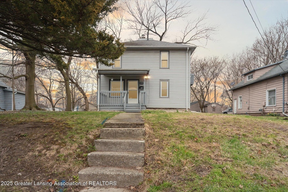 1832 Davis Ave, Lansing, MI 48910 - photo 1