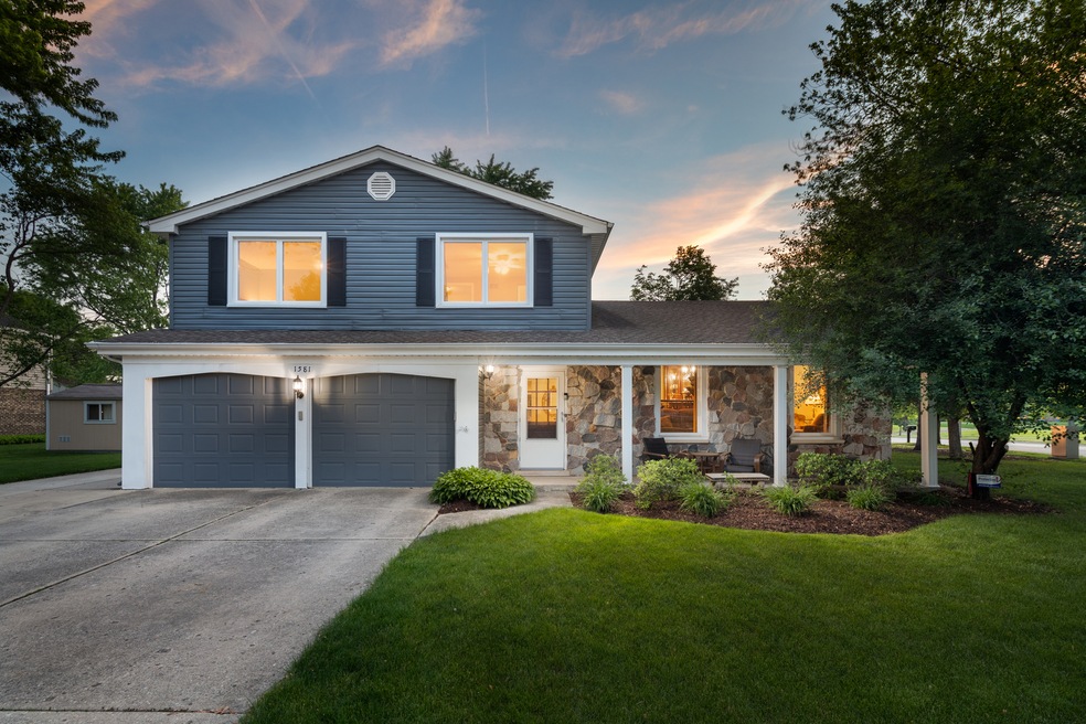 1581 N Columbia St, Naperville, IL 60563 - photo 1