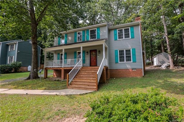 Welcome Home! Beautifully maintained home with wid