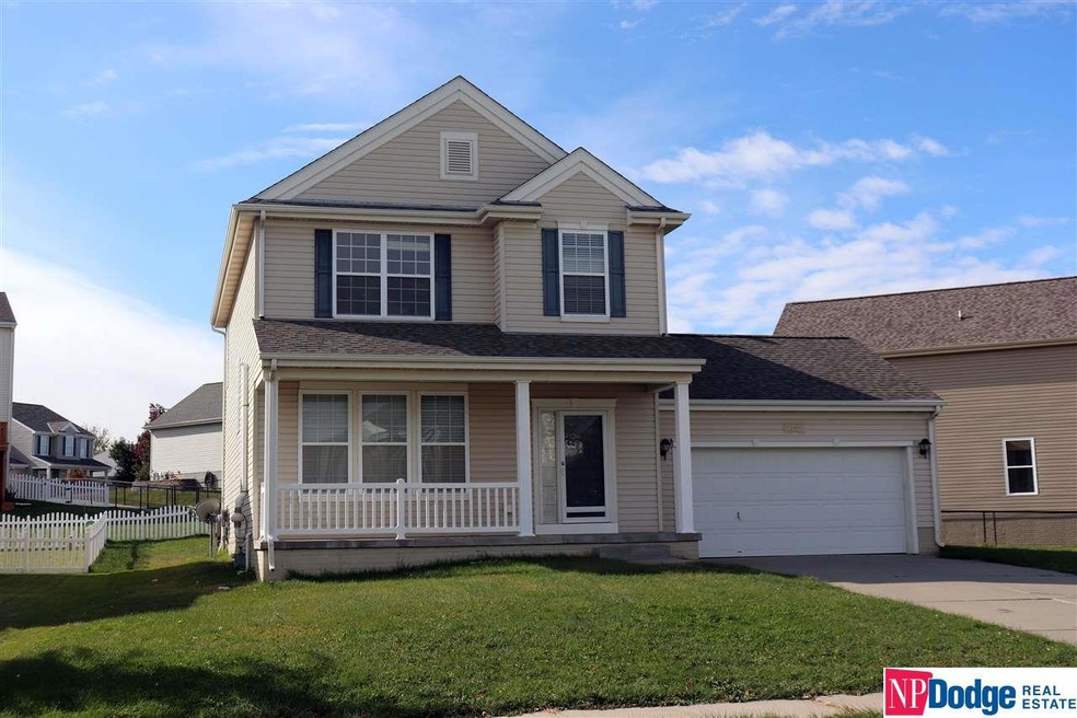 2002 S River Rock Dr, Papillion, NE 68046 - photo 1