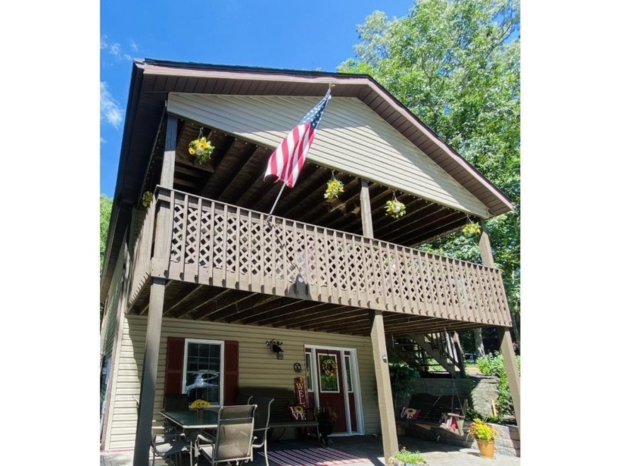 40 N Lakeshore Dr, Louisa, VA 23093 - photo 1