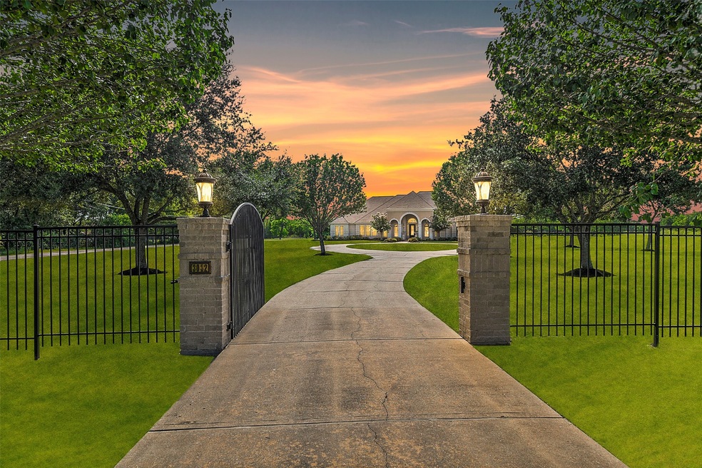 3032 Mandale Rd, Friendswood, TX 77546 - photo 1