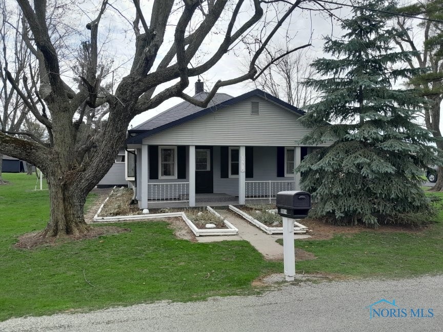 9814 Anderson St, Mark Center, OH 43536 - photo 1