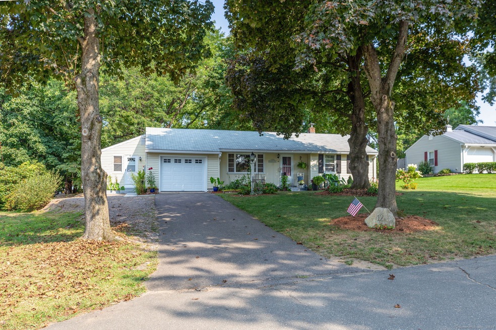 12 Hamilton Ct, Enfield, CT 06082 - photo 1