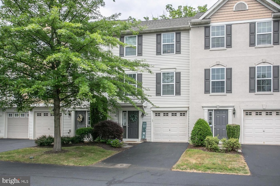 15 Chaser Ct unit 15, Reading, PA 19607 - photo 1