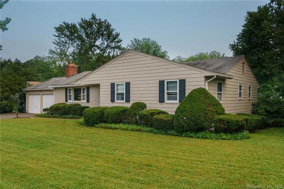 32 Candlewick Ln, Berlin, CT 06037 - photo 1