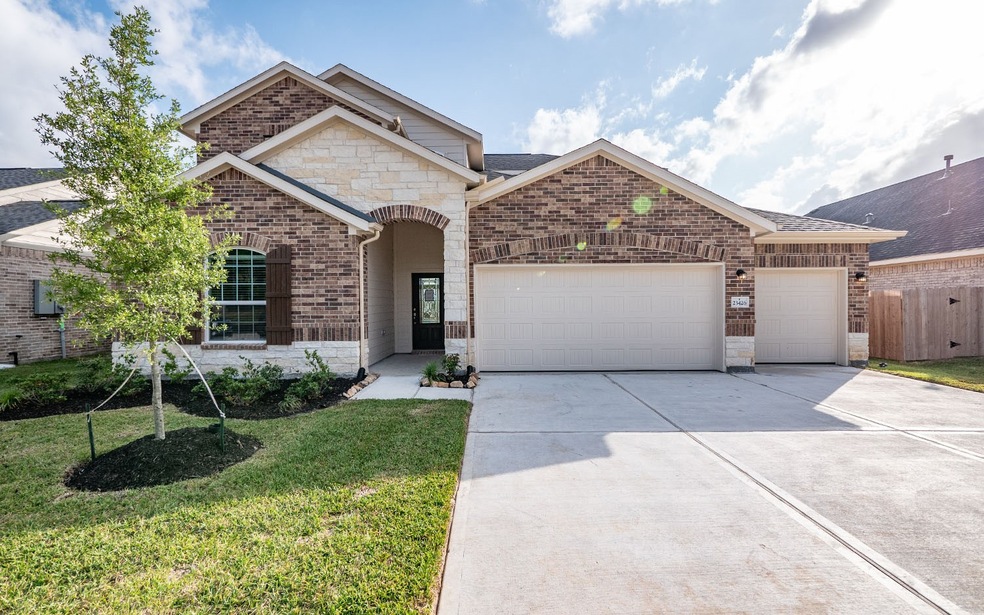 23426 Cabernet Dr, Alvin, TX 77511 - photo 1